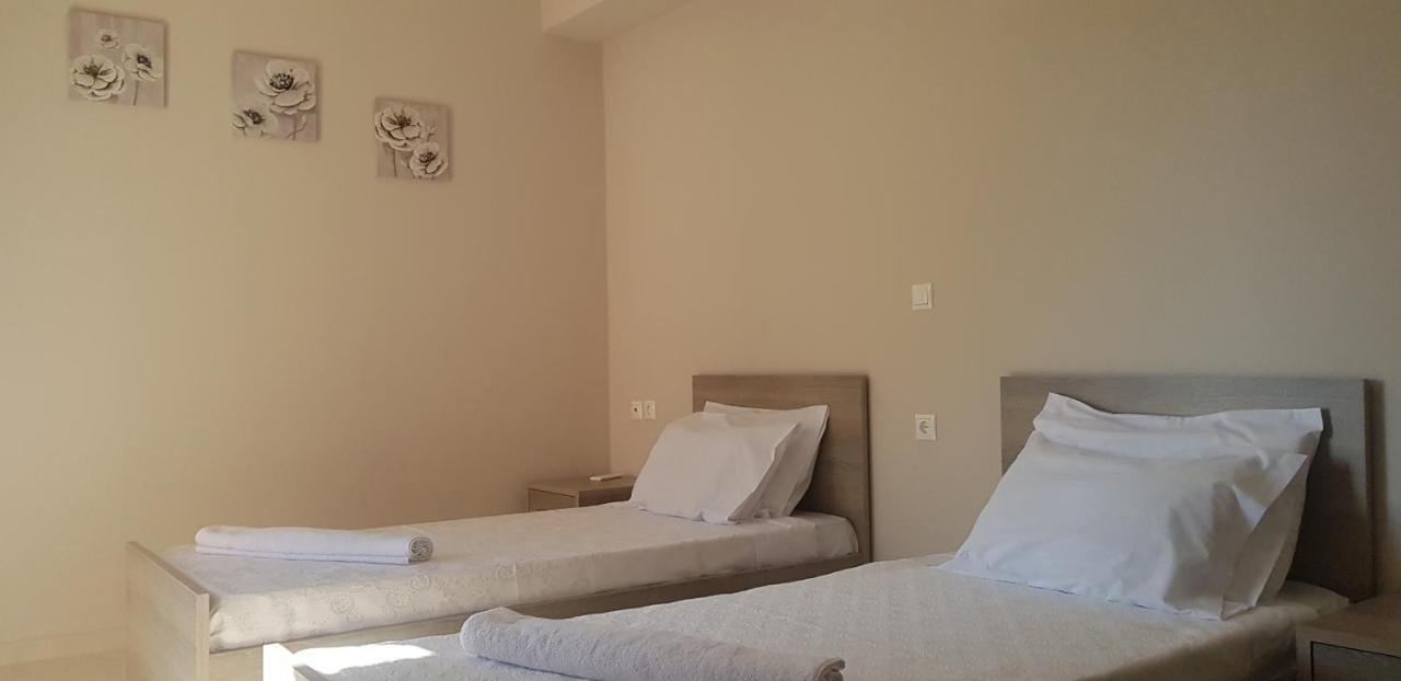 Harry'S Apartment 레프킴미 외부 사진