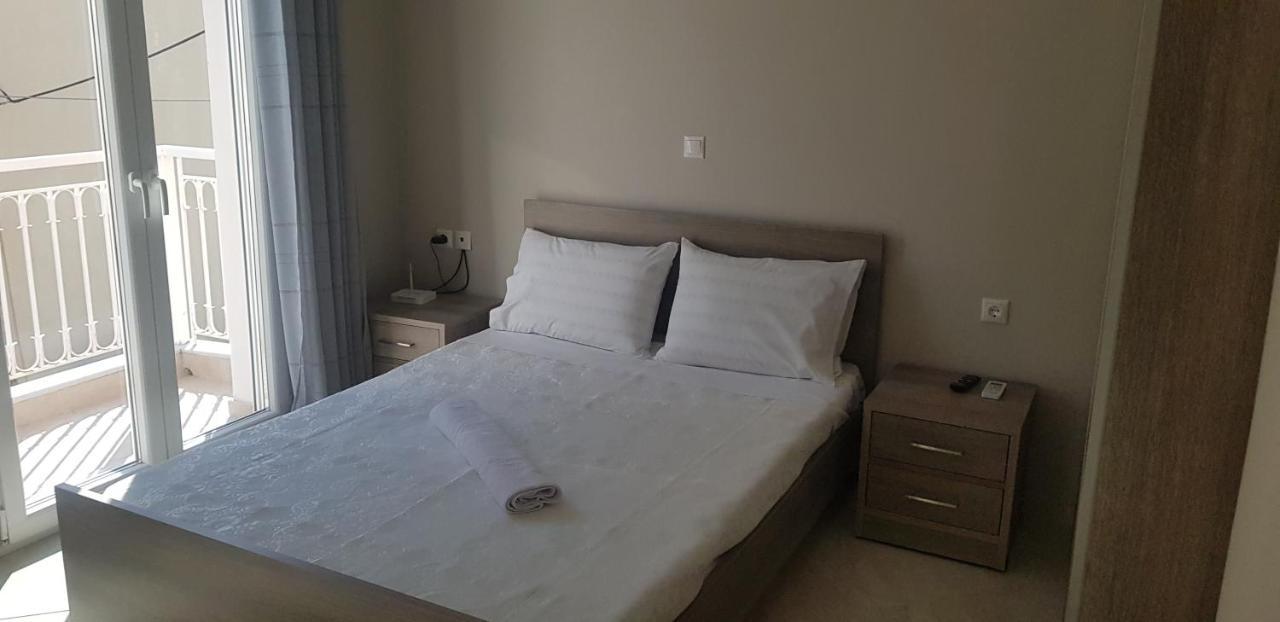 Harry'S Apartment 레프킴미 외부 사진